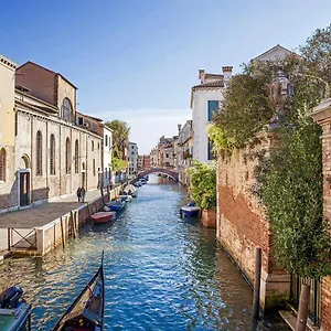  Appartement Ca Corte Nova Design With Canal View Italie