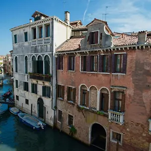  Appartement Ca Zulian Amazing Canal View Italie